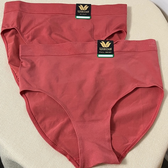 Two Wacoal B-Smooth Seamless Briefs Sz L in Garnet Rose - Picture 5 of 9